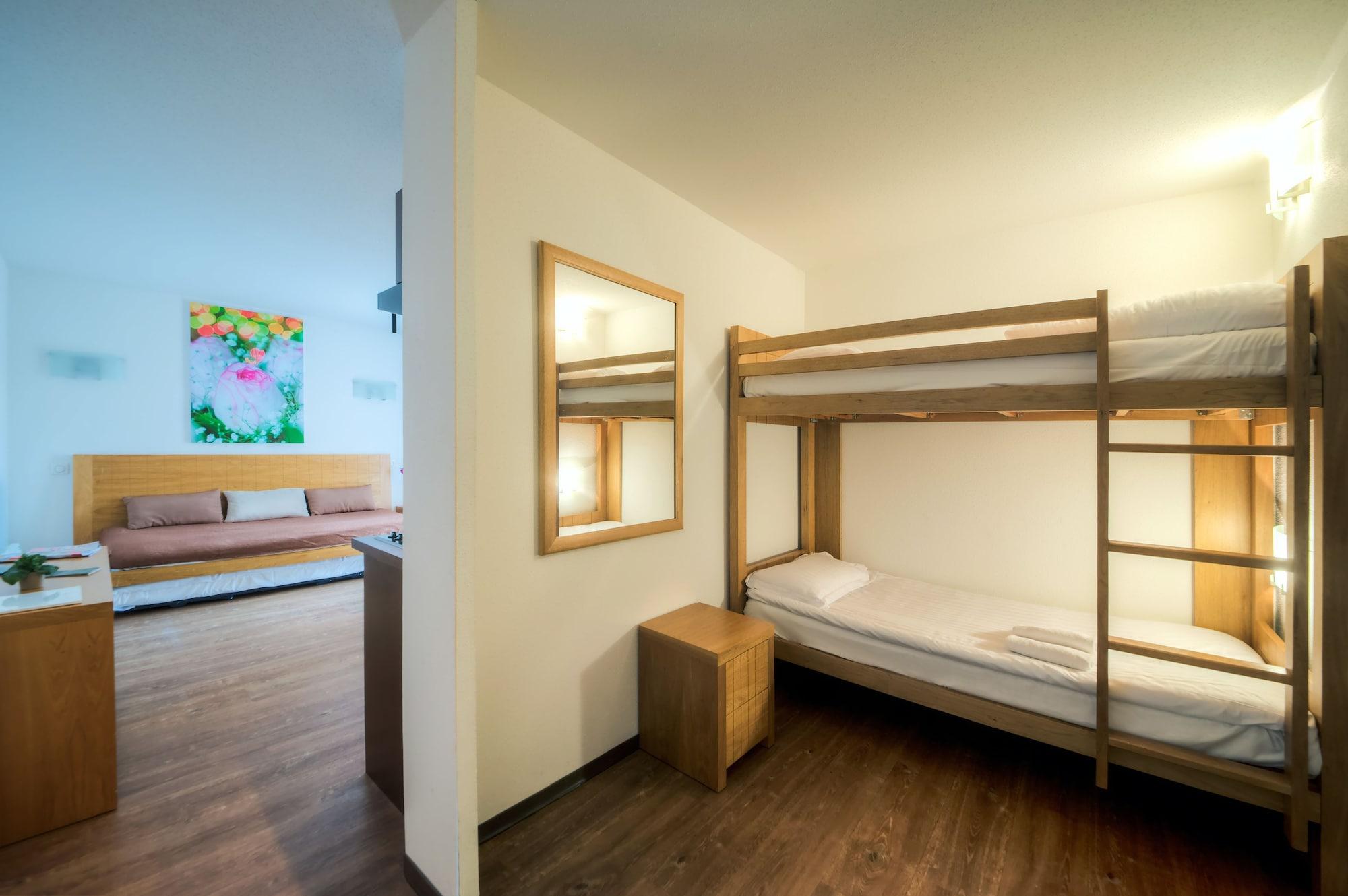 Zenitude Hôtel-résidences Les Portes D'alsace Hotel 3*