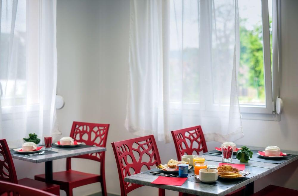 Zenitude Hôtel-résidences Les Portes D'alsace 3* Mutzig