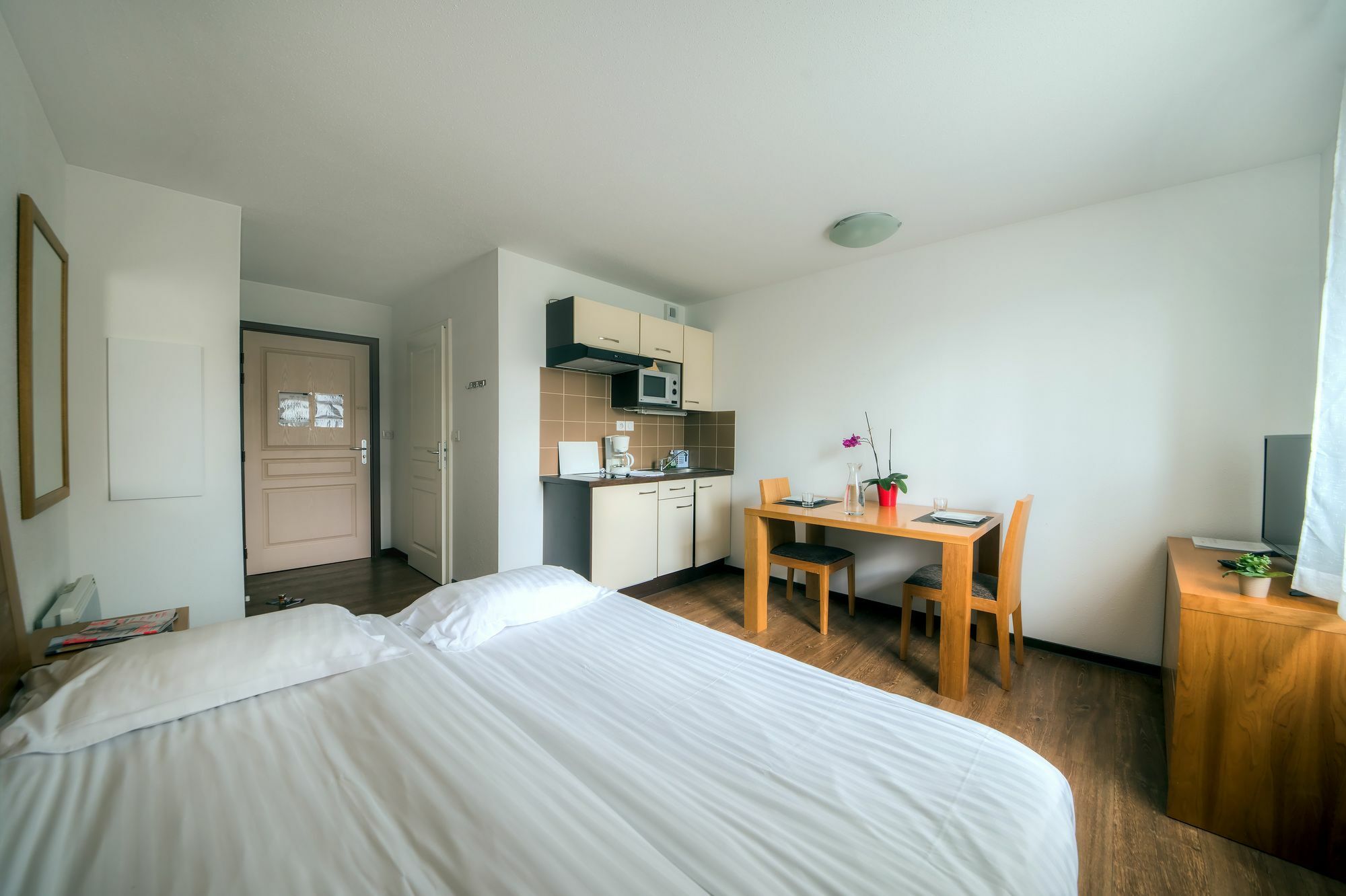 Zenitude Hôtel-résidences Les Portes D'alsace 3* Mutzig